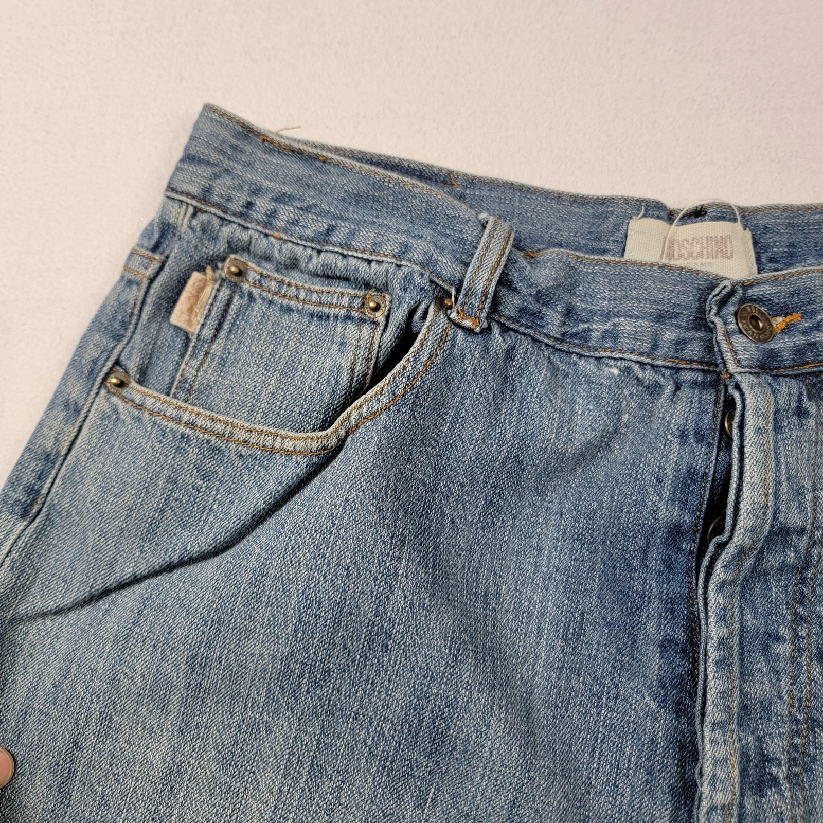 Moschino Jeans Jeans Mens 36 Blue Denim Straight Leg Peace Sign Back Pocket 11912