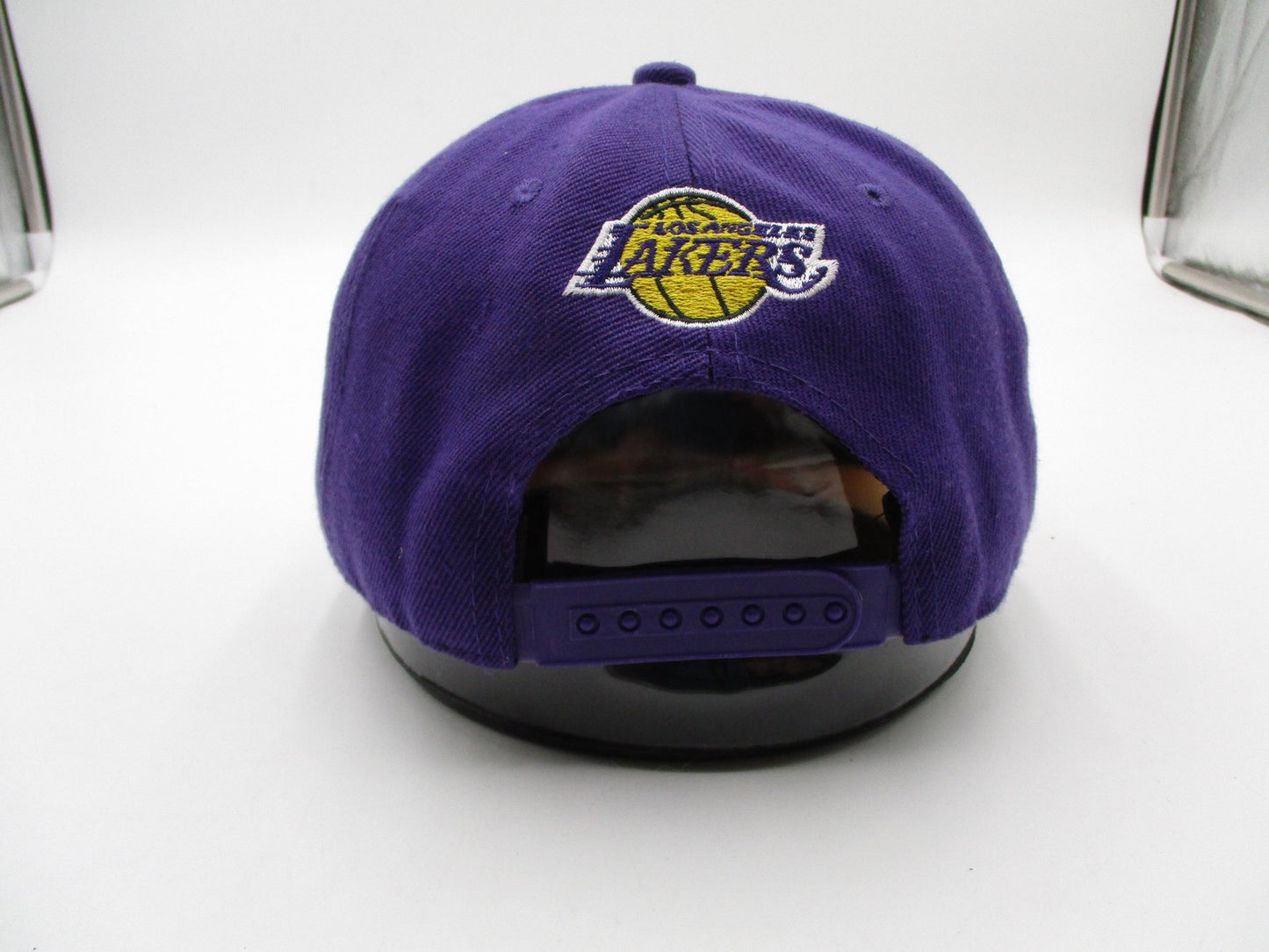Los Angeles Lakers Hat Cap Snap Back One Size Purple NBA New Era James 235
