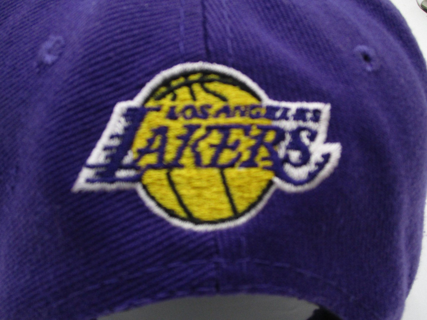 Los Angeles Lakers Hat Cap Snap Back One Size Purple NBA New Era James 236