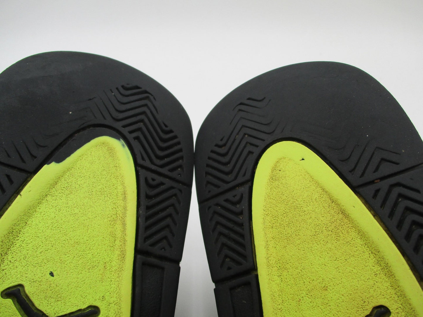Jordan Air Jordan 4 Retro SE Shoes Mens Size 8 Gray Volt Neon 95 CT5342007 1U218