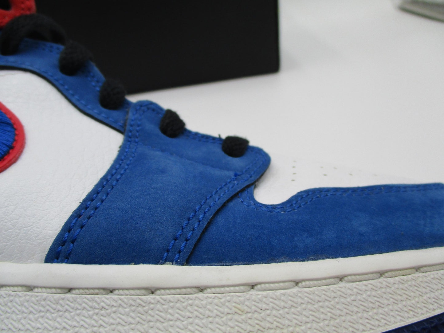 Nike Air Jordan 1 Mid SE GS Shoes Youth 6.5Y White Blue Red Basketball (1E5)12