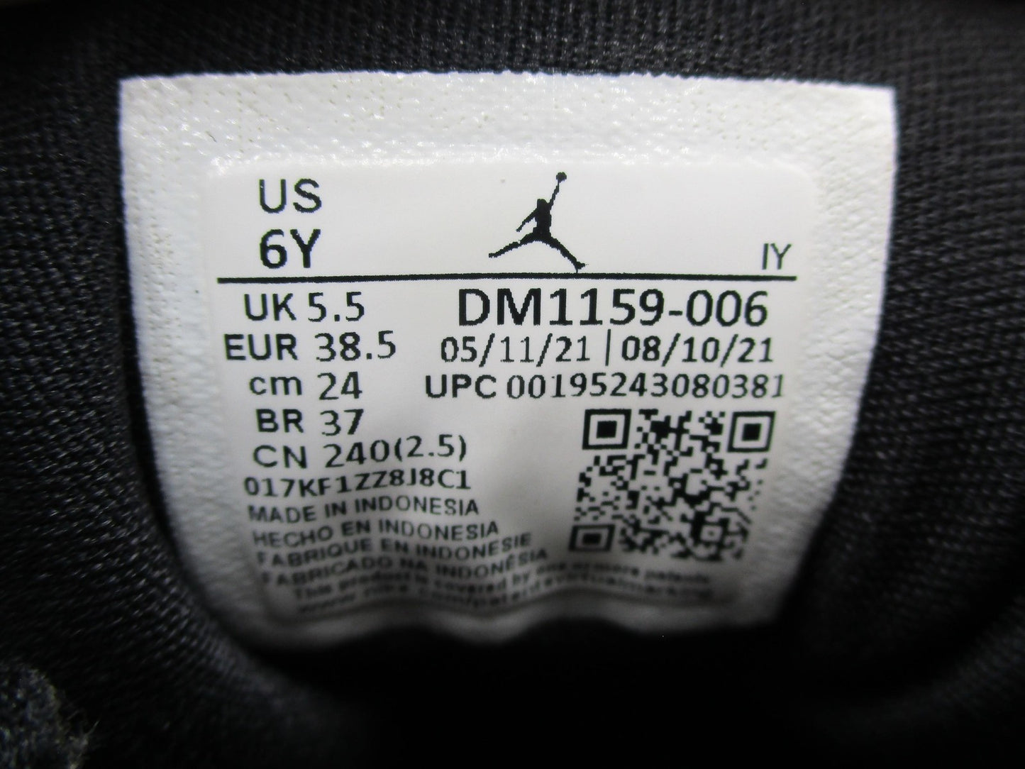 Nike Air Jordan 61723 Shoes Youth 6Y Black Red White Bred DM1159006 1L17