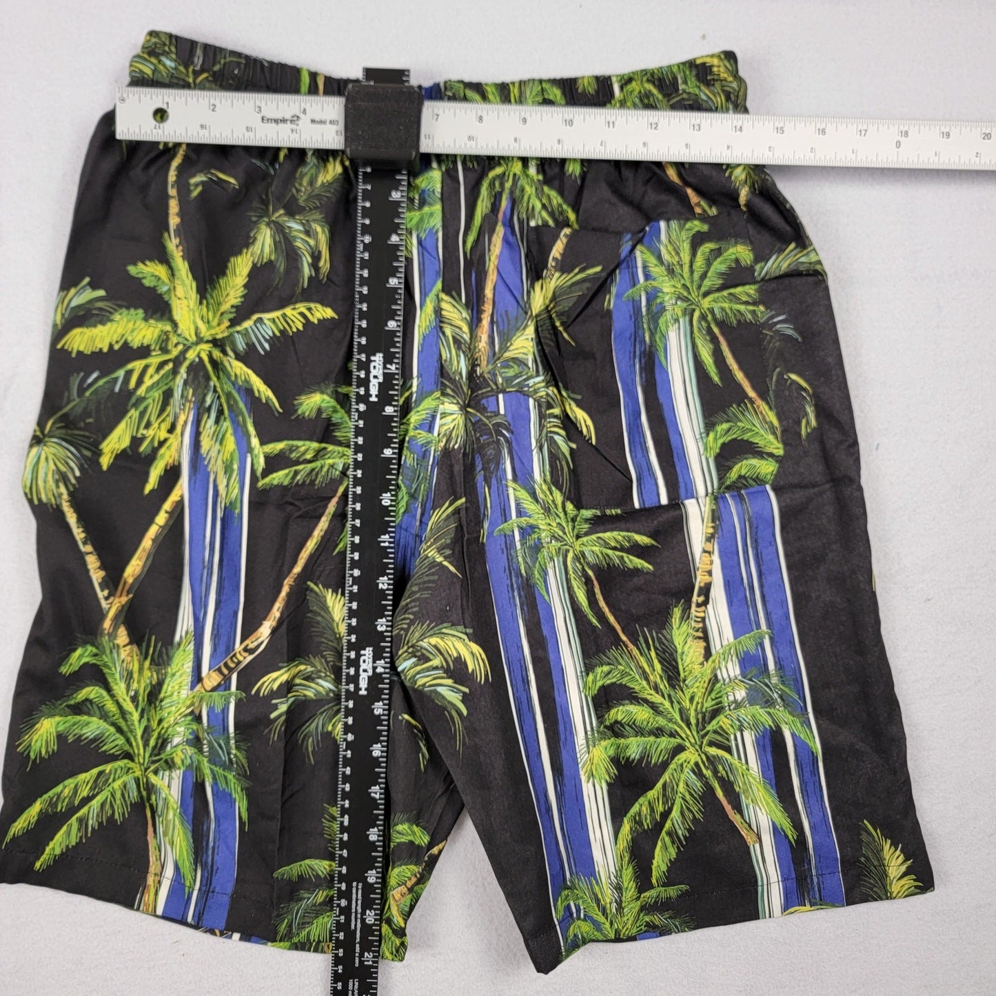 Crooks & Castles Palm Tree Print Boardshorts Men’s Medium Tropical Swim Trunks5