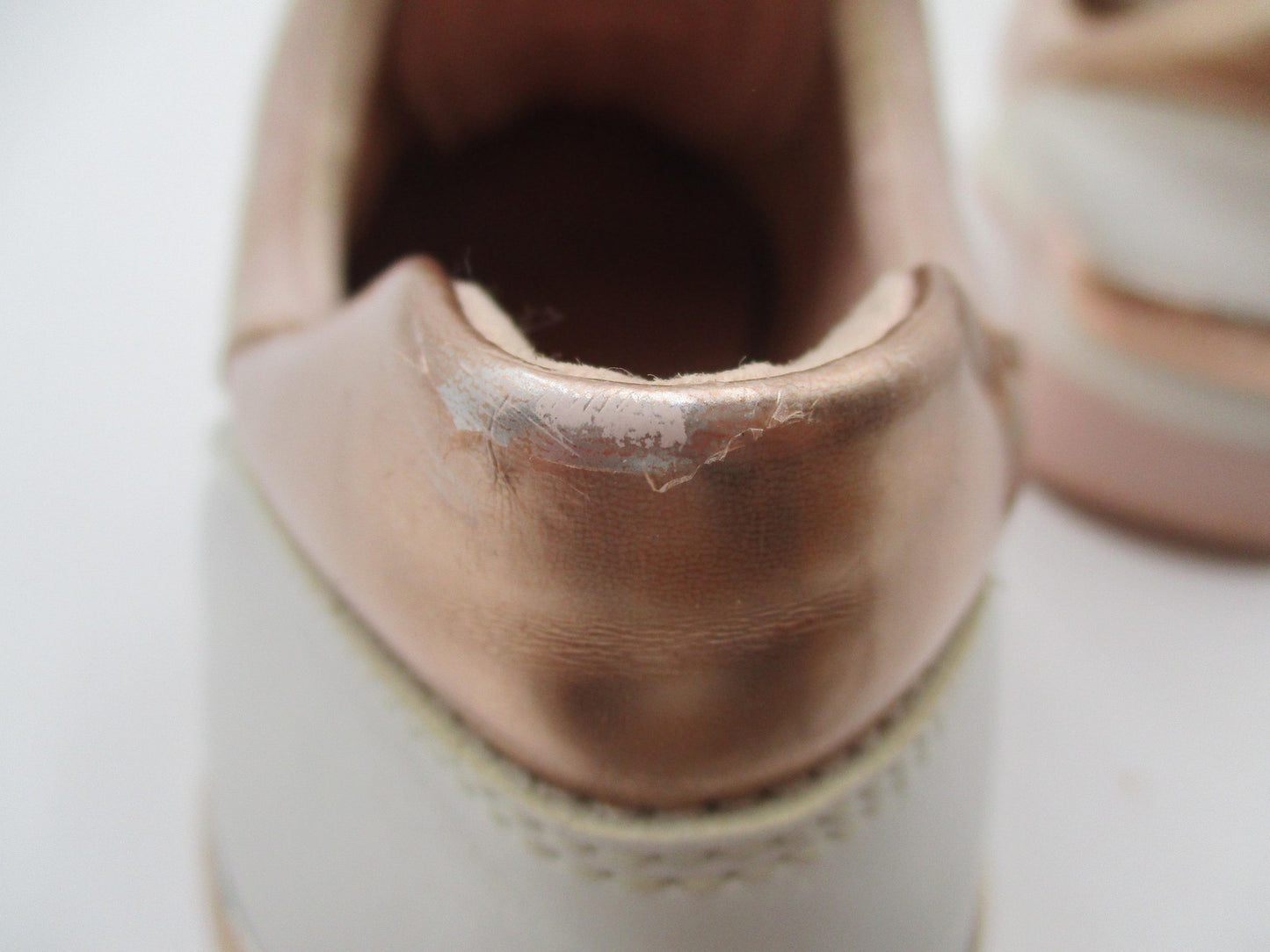 Michael Kors Shoes Womens Size 7.5 Pink Rose Gold Colorblock Sneakers AN21A 1P916