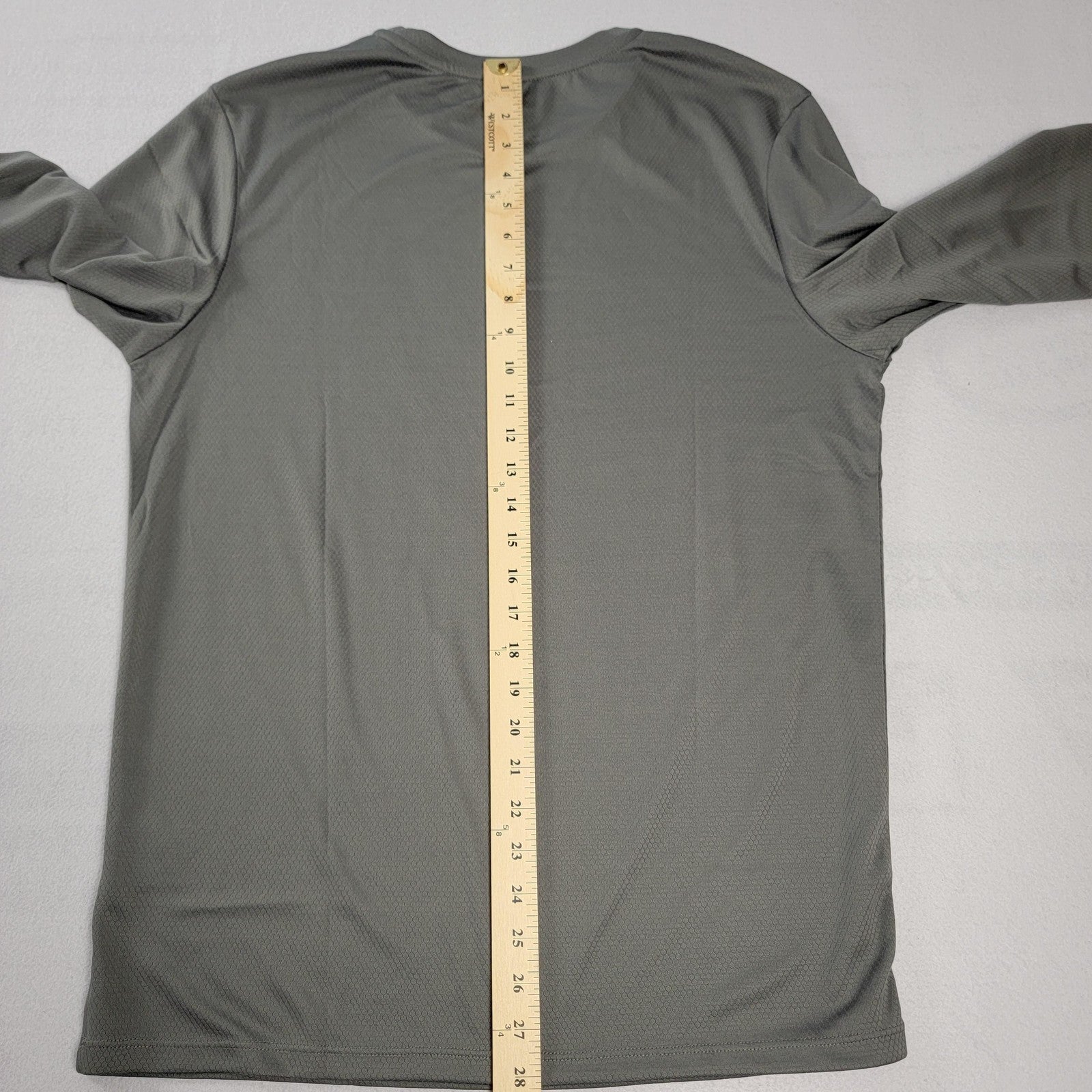 Mizuno Shirt Mens Medium Long Sleeve Performance Moisture Wicking DryLite
