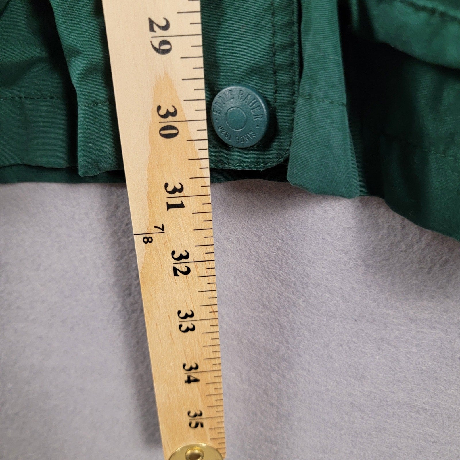 Eddie Bauer Women’s M Green Waxed Cotton Jacket Wool Lined Hooded Vintage 21412
