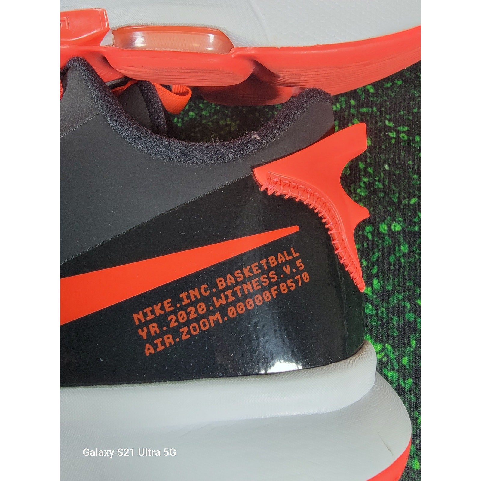Nike LeBron Witness 5 GS 'Bred' Sz 7Y CT46290052