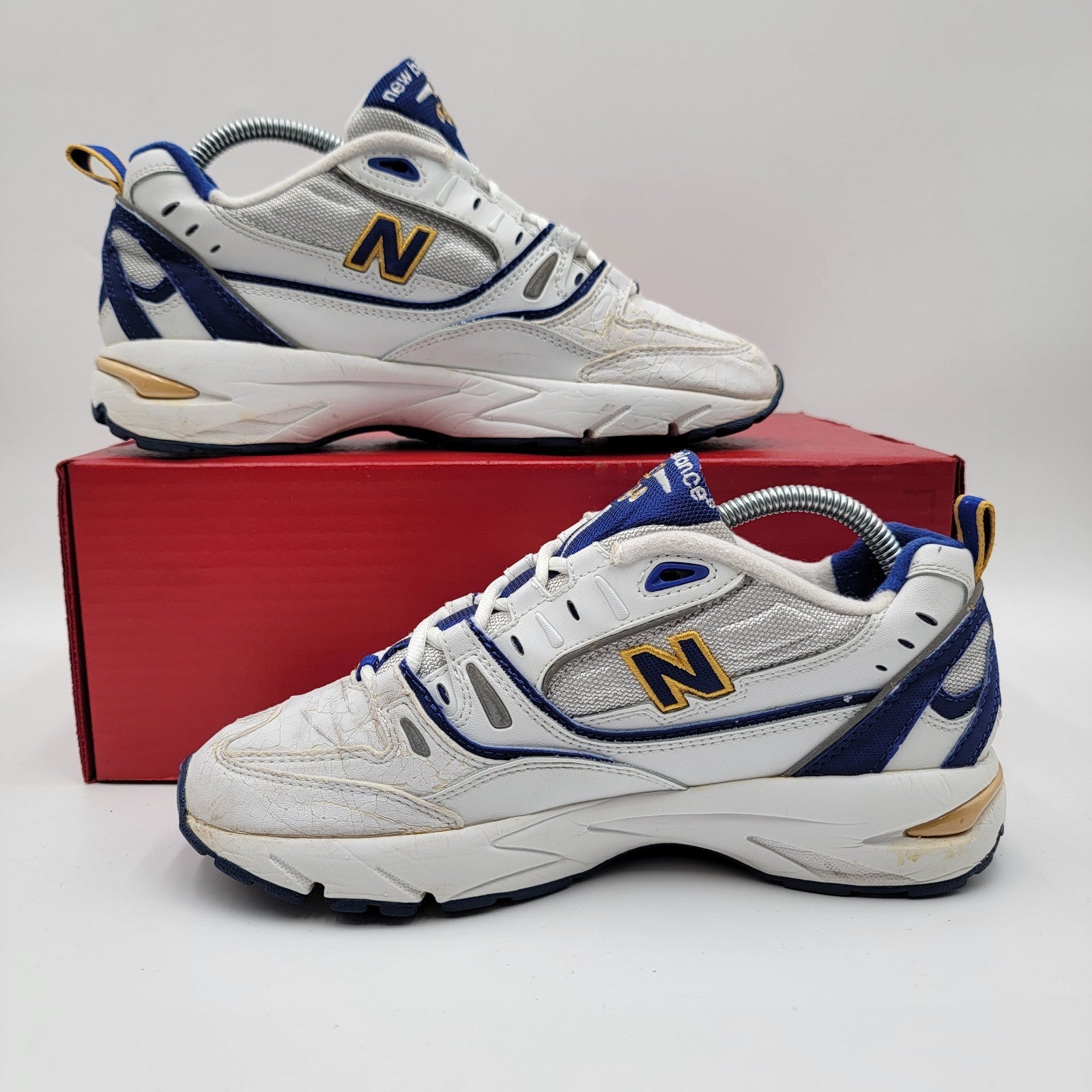 New Balance Vintage 660 Blue and White Men’s Sz 8.5