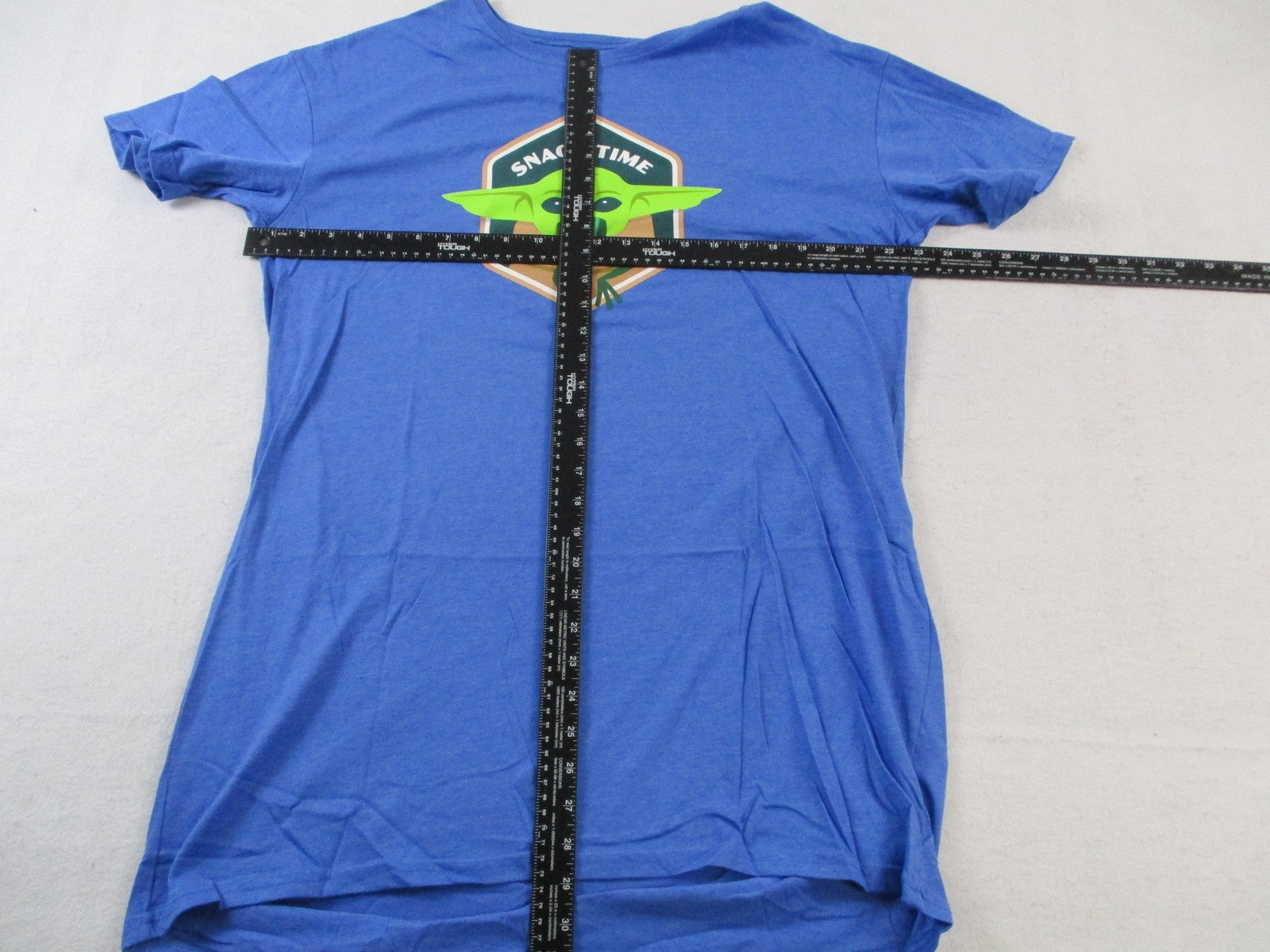Star Wars Grogu Yoda Snack Time Mens Medium Blue Mandalorian Graphic Tee 1529304