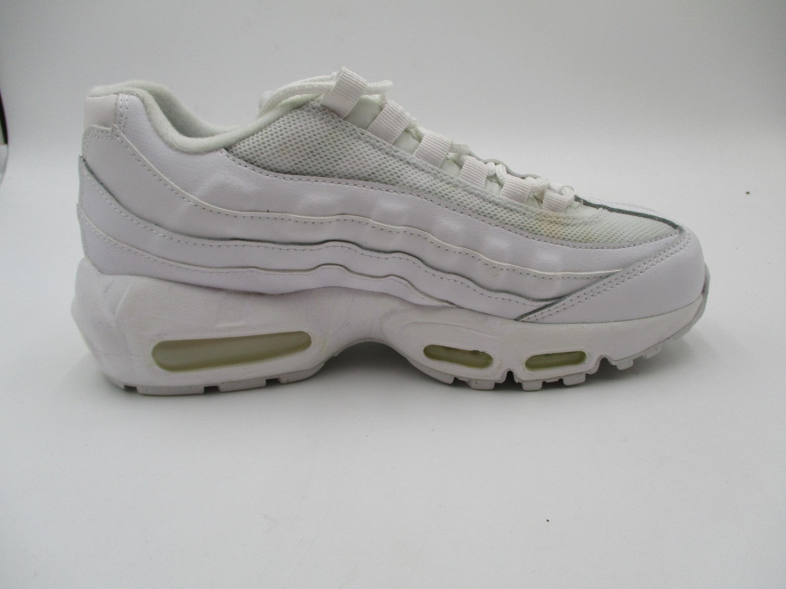 Nike Air Max 95 Shoes Youth Size 6.5Y Triple White Leather Sneakers CJ3906-1008