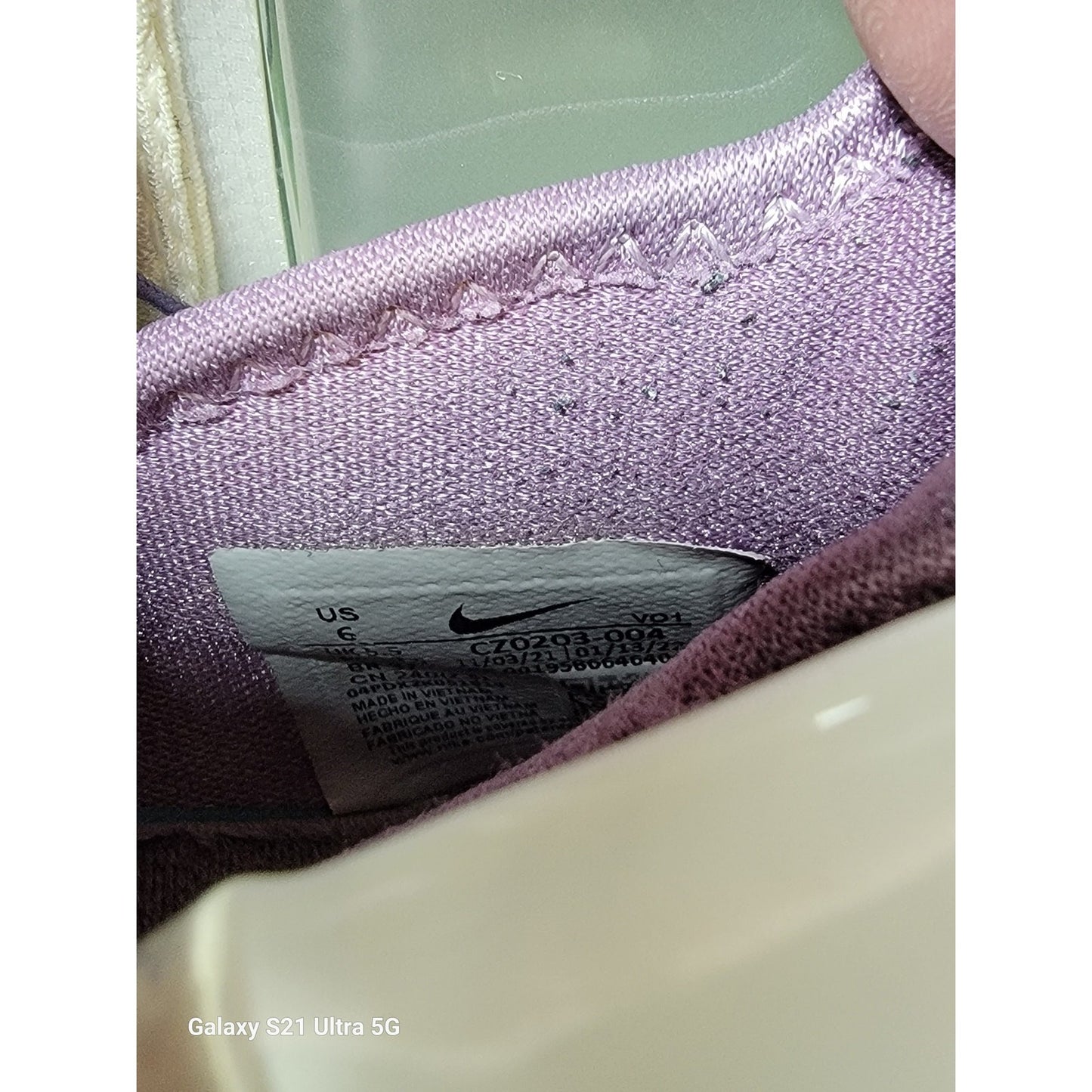 Nike Lebron 19 'The Cast' Sz 6 CZ0203 0045