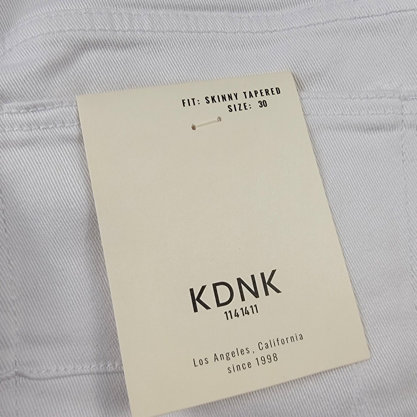 KDNK 1141411 White Moto Biker Skinny Tapered Jeans Men 30 NWT Comfort Stretch