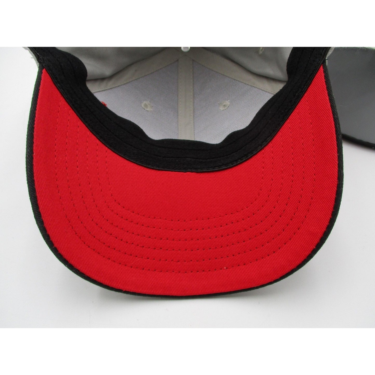 Snap On Hat Cap Fitted Mens Xl Gray Black Red Embroidered Logo Baseball Twill