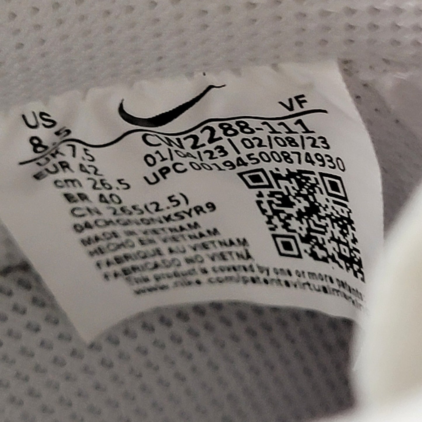 Nike Air Force 1 CW2288-111 SZ 8.5  (S-12) PREOWNED