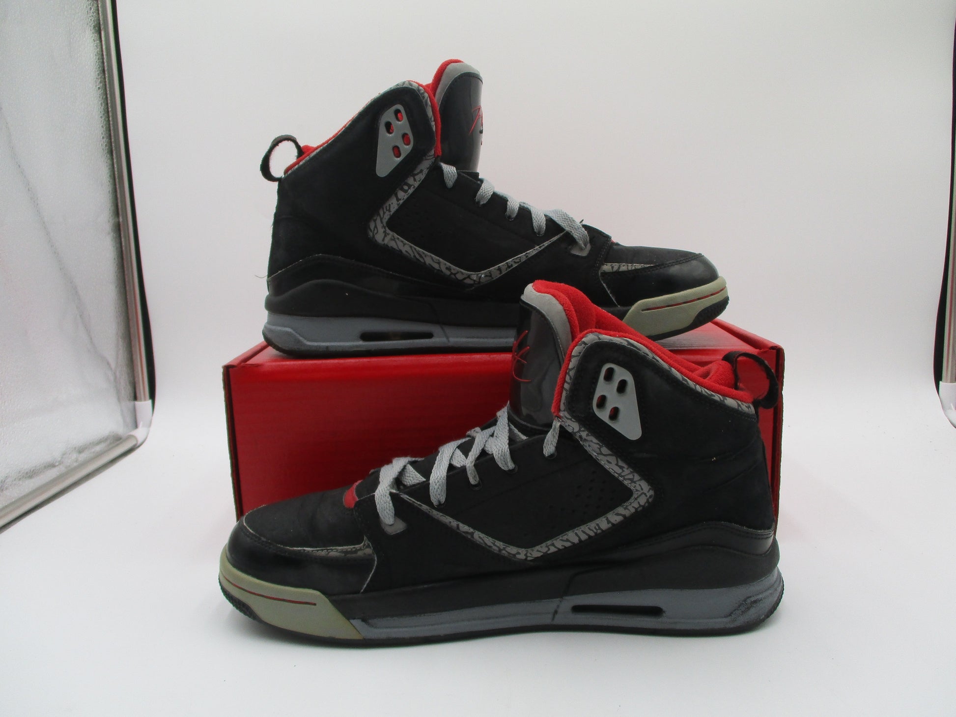 Jordan SC-2 Flight Bred Black Varsity Red Cement 454050-011 Mens 10 Used 1I62