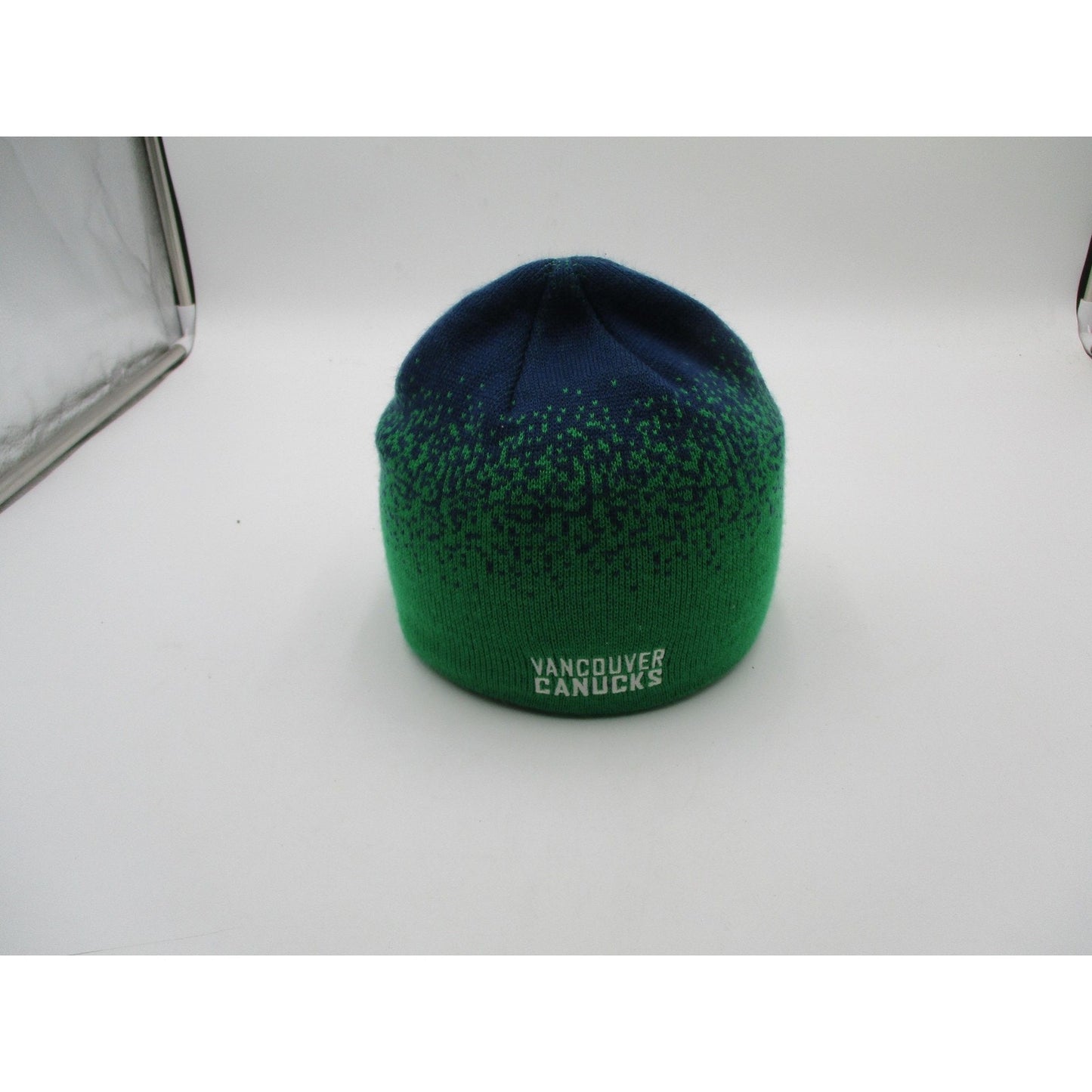 Vancouver Canucks Hat Cap Knit Beanie Mens One Size Green Nhl Hockey Reebok 1