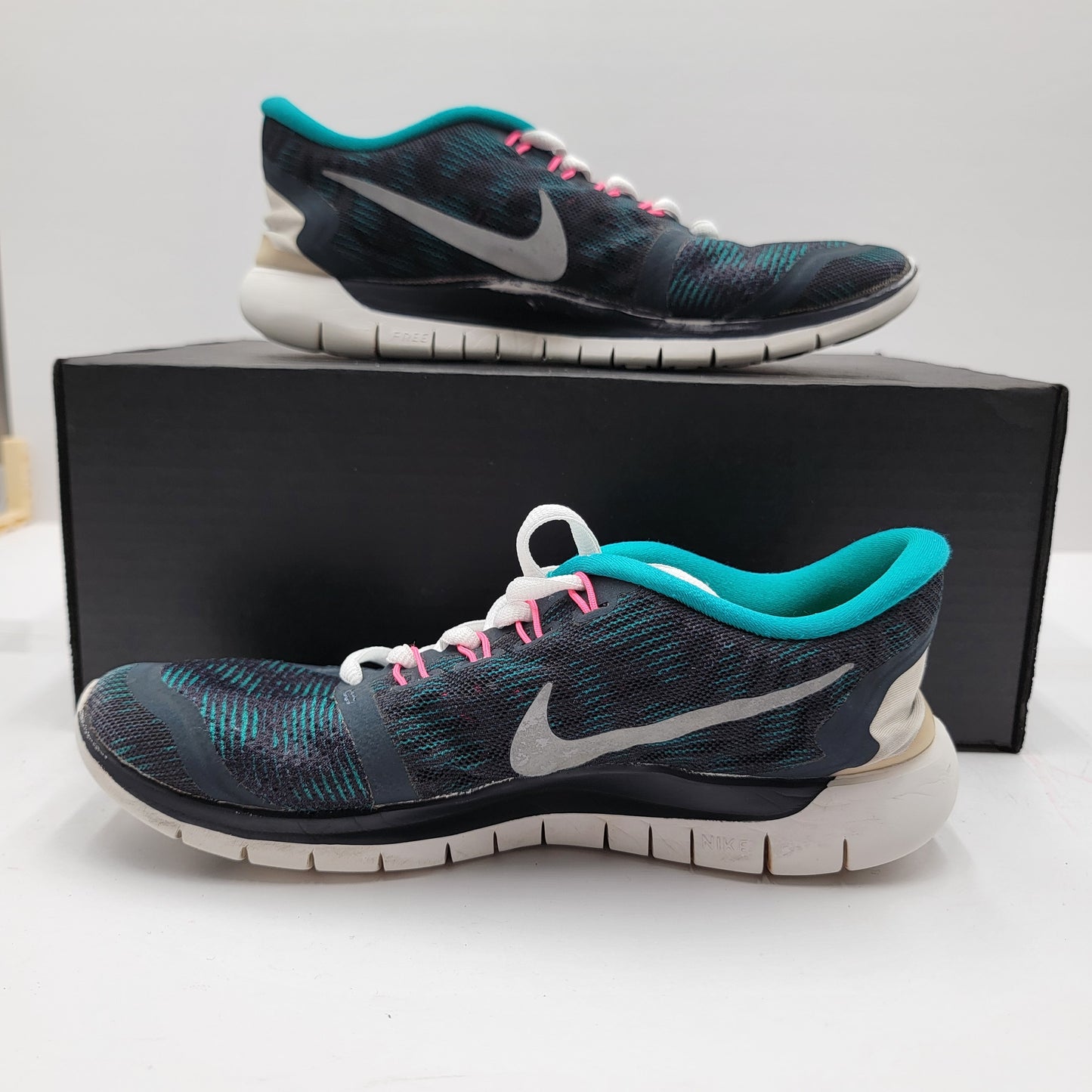 Nike Free 5.0 Womens 7.5 Running Shoes Black Teal Pink 749593-401 No Box1