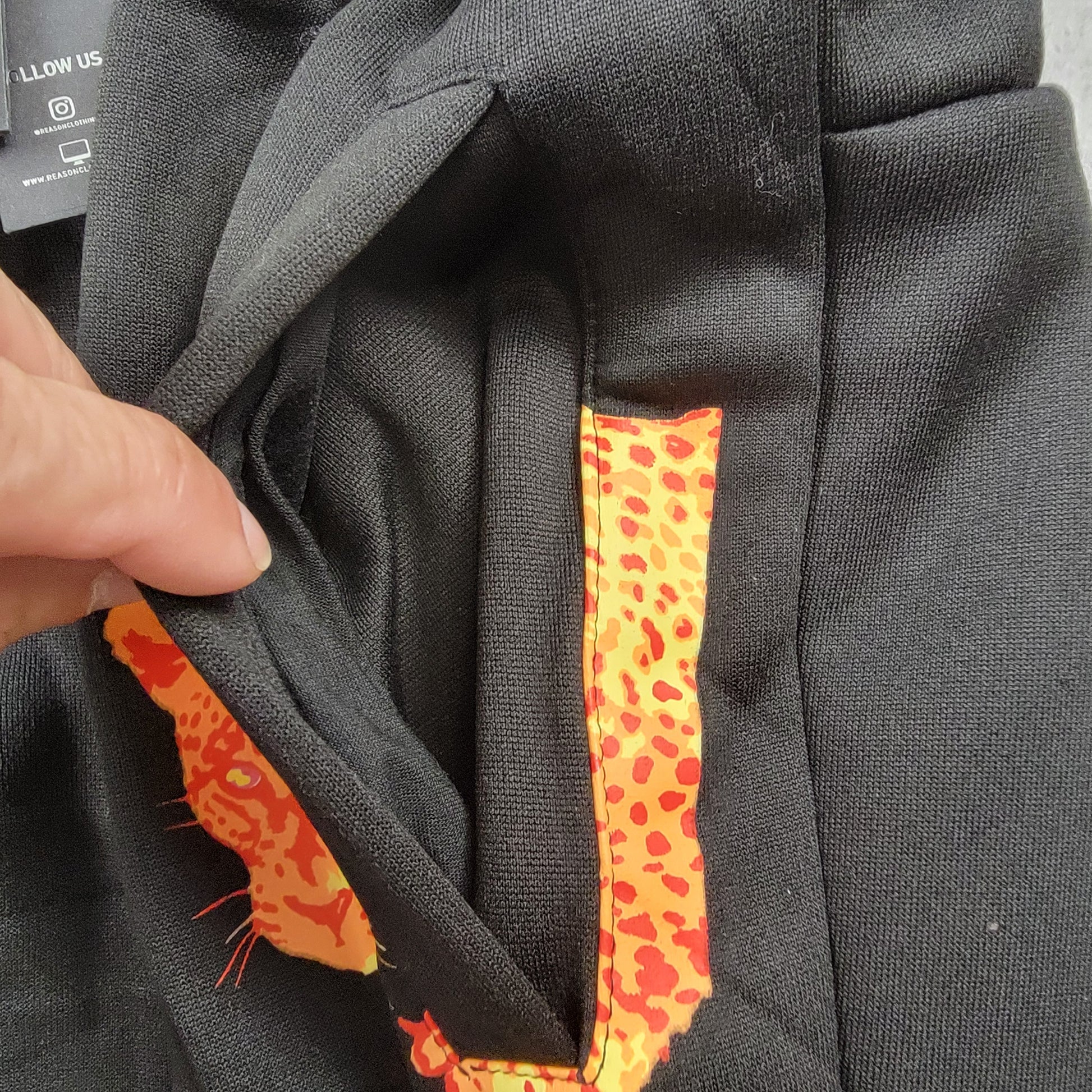Reason Brand Mens Jogger Sweatpants Sz XL Black Leopard Graphic NWT10