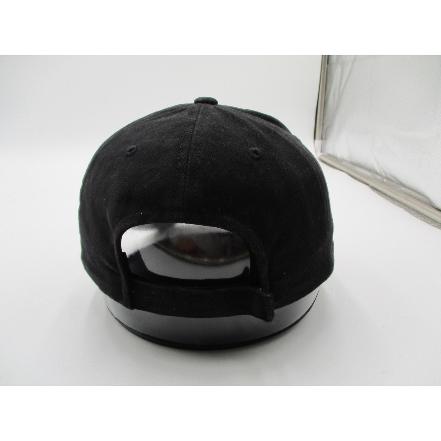 Chicago Blackhawks Hat Cap Strap Back One Size Black Nhl Hockey Fan Favorite