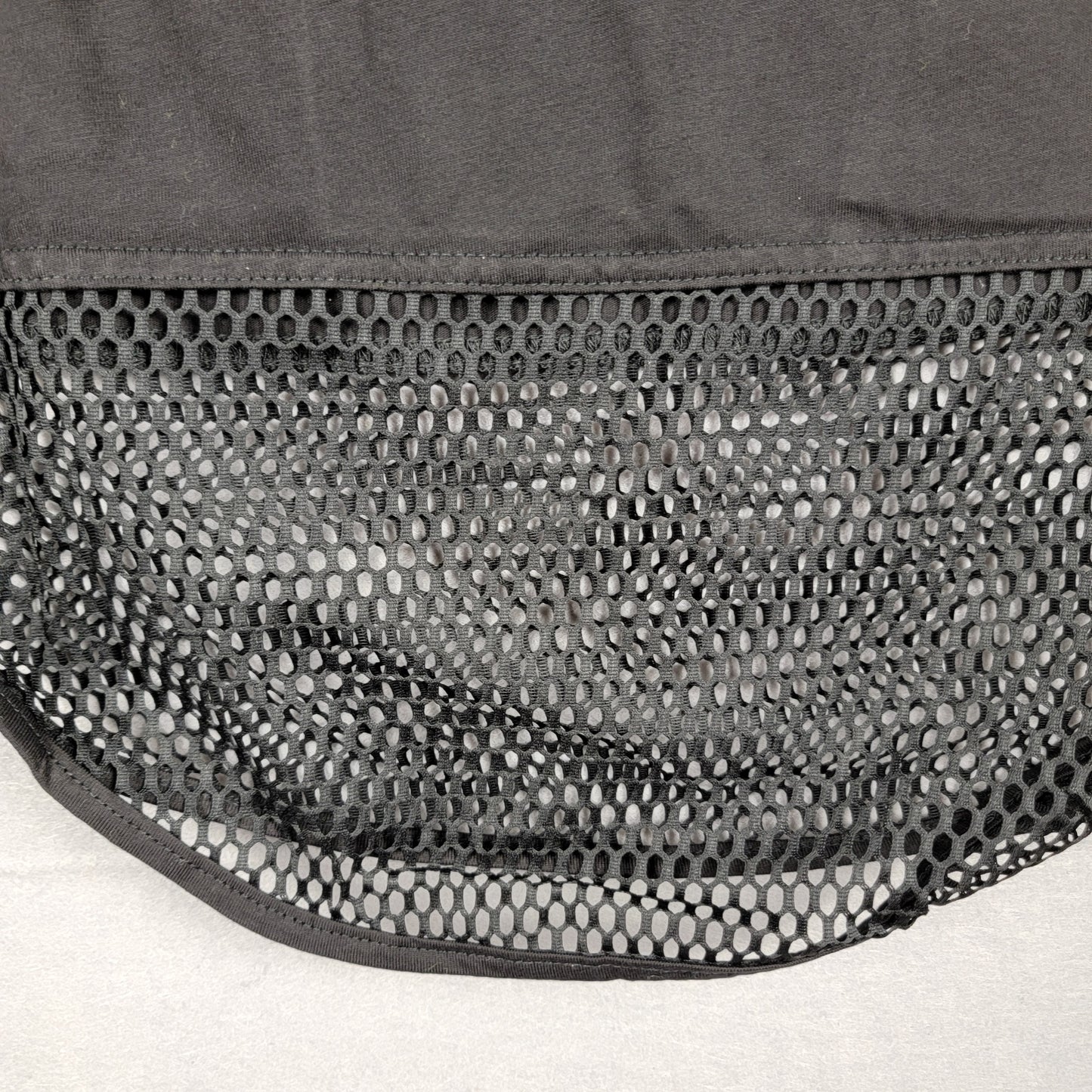 Fitwear Mesh Scoop Singlet Womens M+ US 8 Black Tank Top NWT4