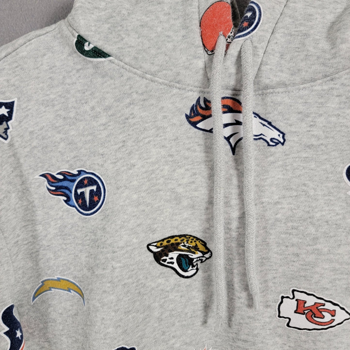 H&M x NFL All Over Print Pullover Hoodie All Teams Mens Large Gray Preowned 311