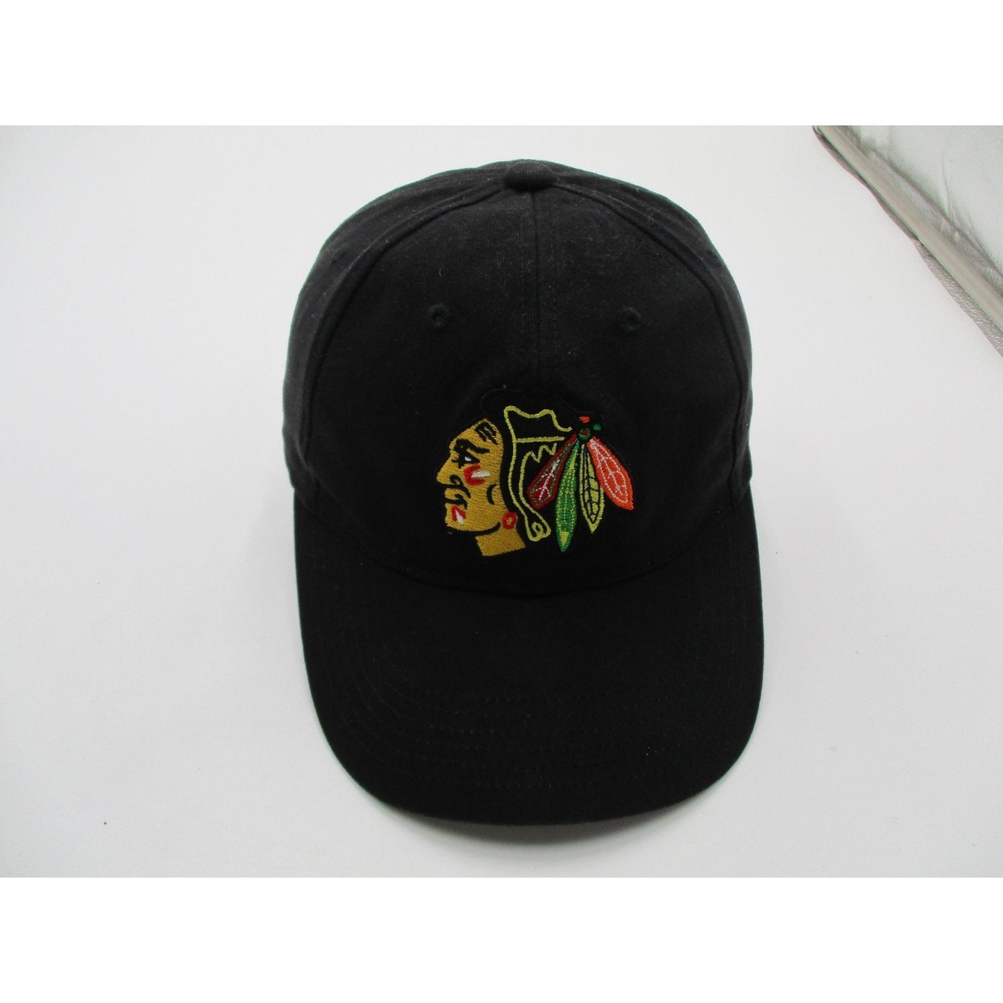 Chicago Blackhawks Hat Cap Strap Back One Size Black Nhl Hockey Fan Favorite