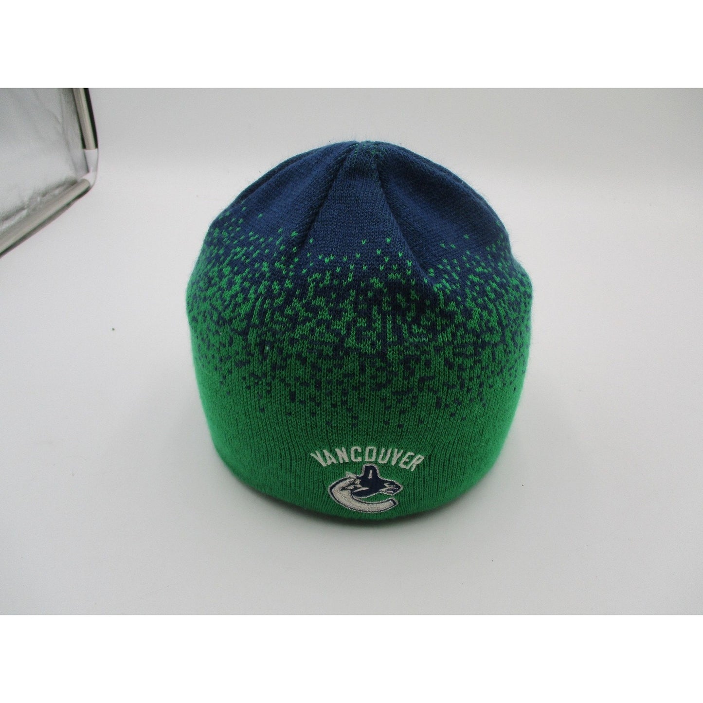 Vancouver Canucks Hat Cap Knit Beanie Mens One Size Green Nhl Hockey Reebok 1