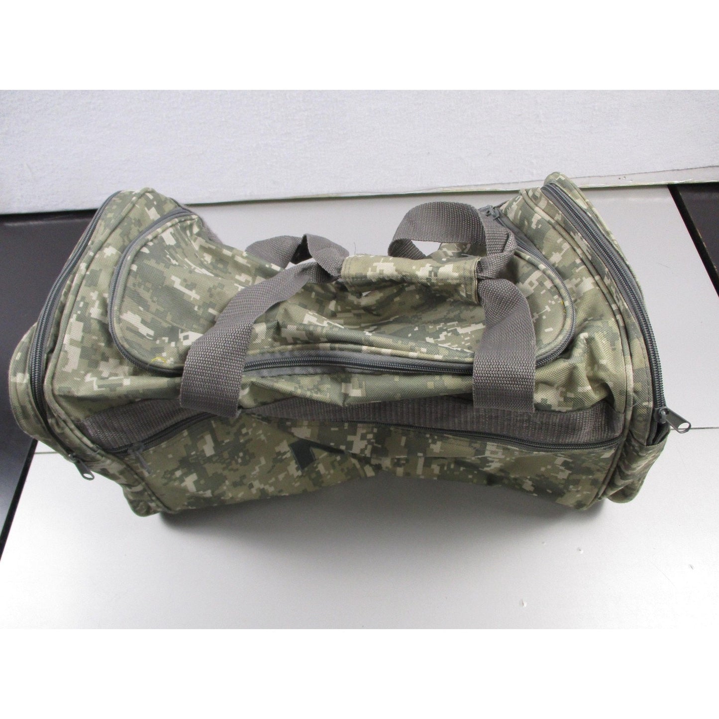 Nra Green Camouflage 20 Duffle Bag Polyester Travel Gym Gear Soft Case Mens