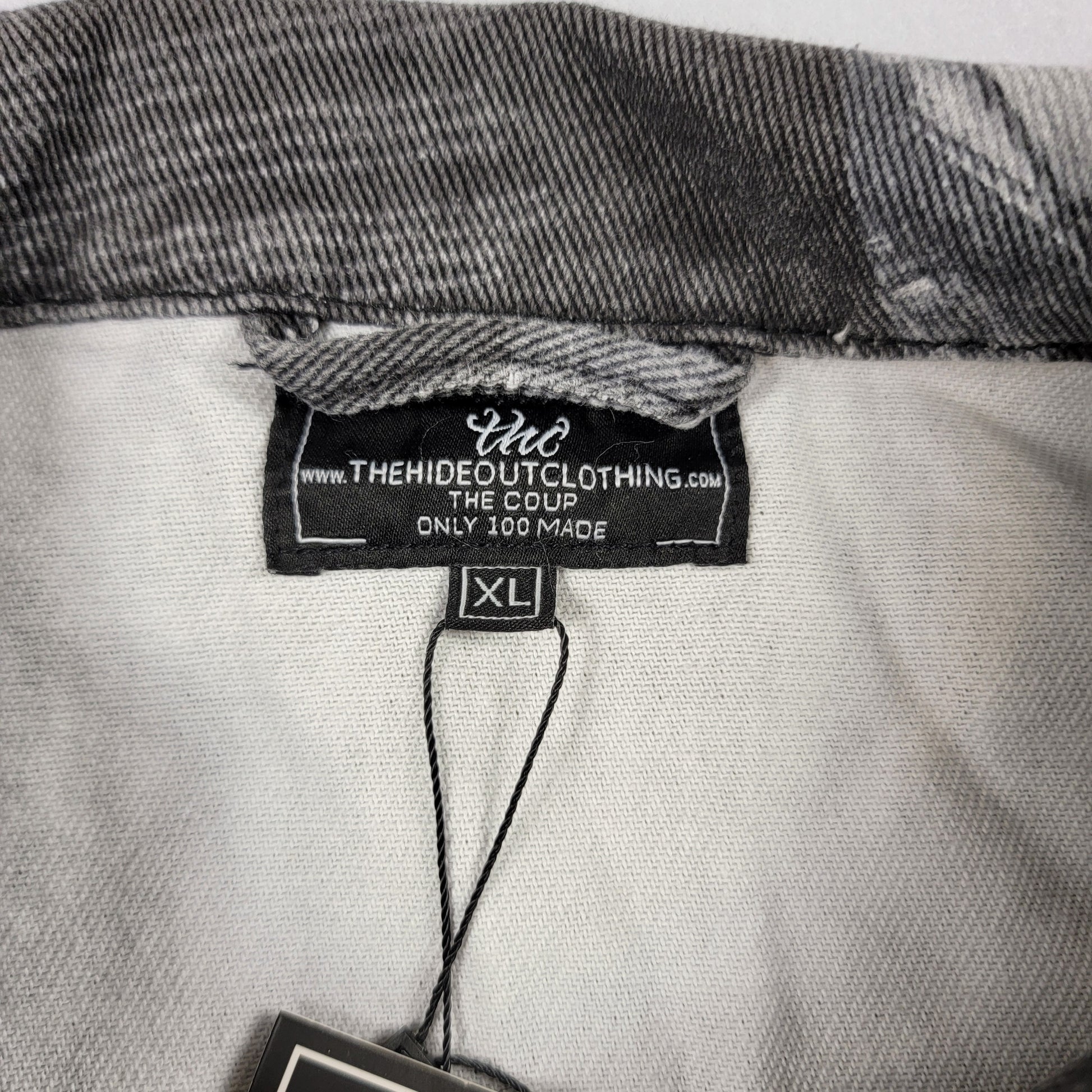 The Hideout Clothing The Coup Jacket Mens XL Black White Denim Print NWT Limited1