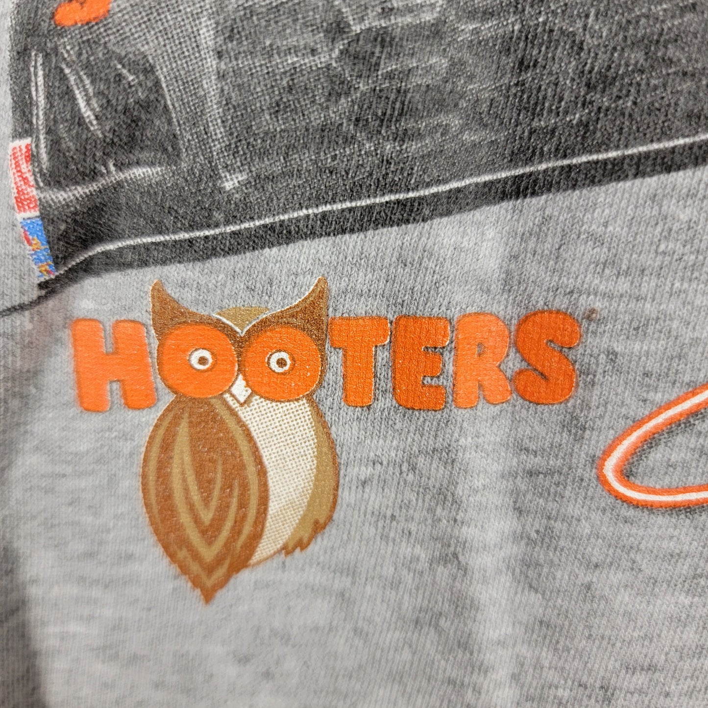 Hendrick Motorsports Chase Elliott 9 Hooters NASCAR Shirt Medium M Gray Women3