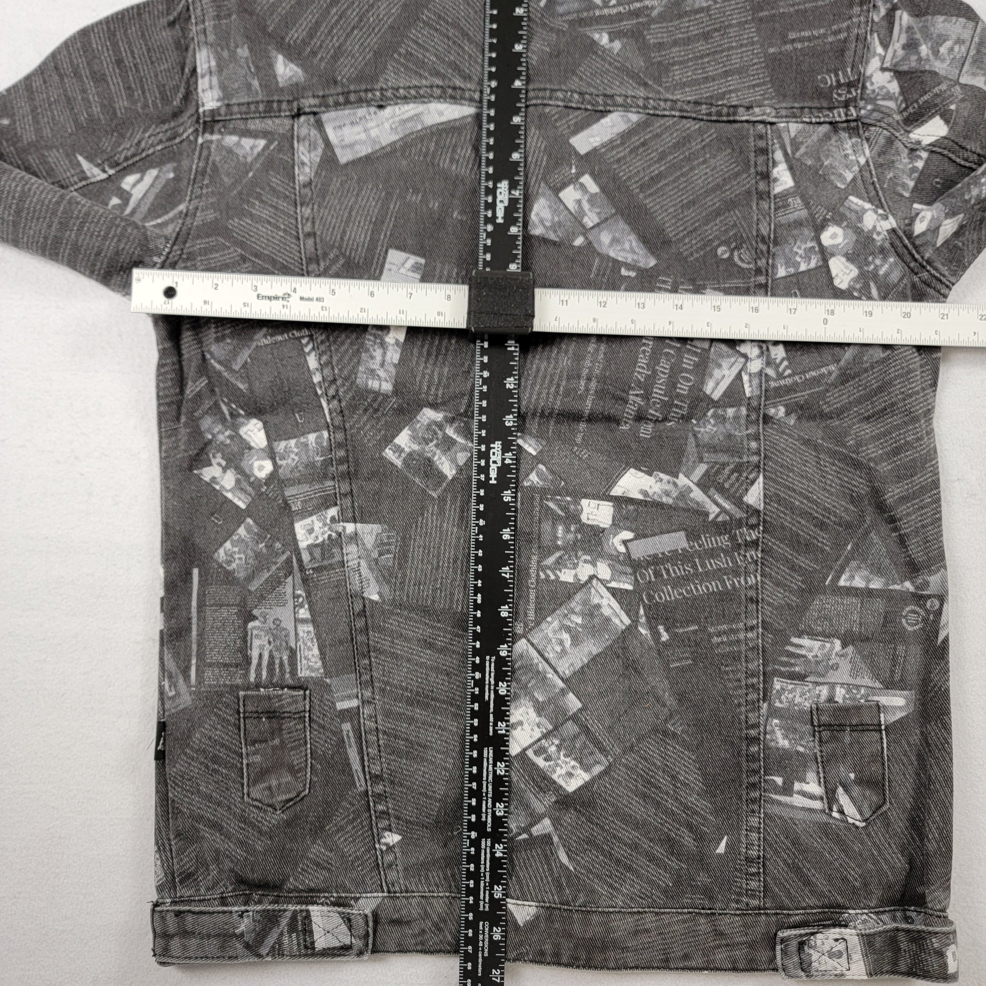 The Hideout Clothing The Coup Jacket Mens Lg Black White Denim Print NWT Limited1