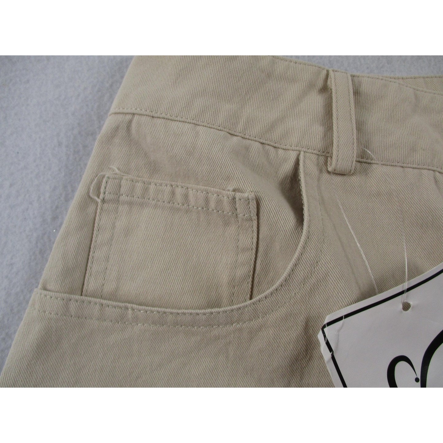 Hard Goods Sample Shorts Men Medium Beige Skull Crossbones Graffiti Chino Canvas NWT