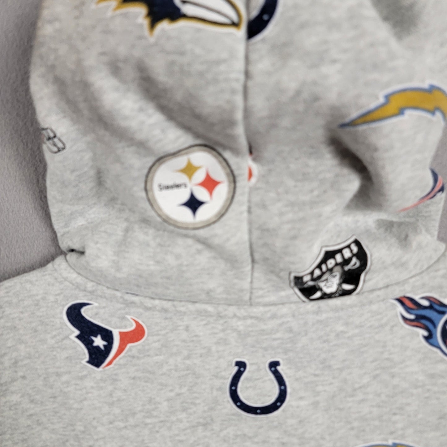H&M x NFL All Over Print Pullover Hoodie All Teams Mens Large Gray Preowned 311