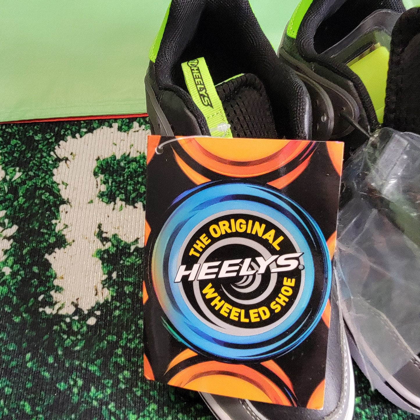 Original Authentic Heelys Gray/Green Sz 3 Youth New in Box4