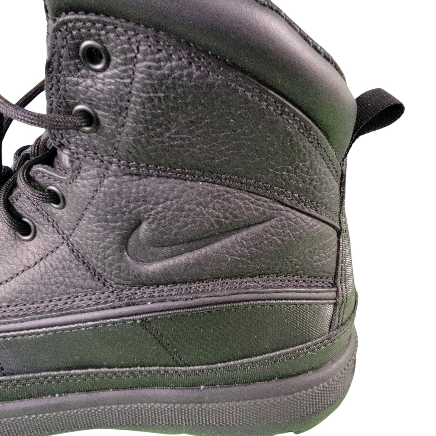 Nike Woodside II Boot Triple Black Mens Sz 8.5