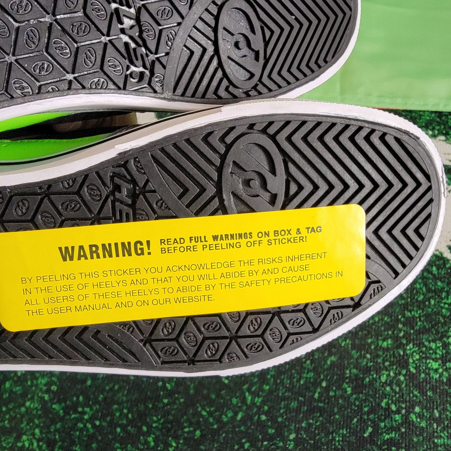 Original Authentic Heelys Gray/Green Sz 3 Youth New in Box9