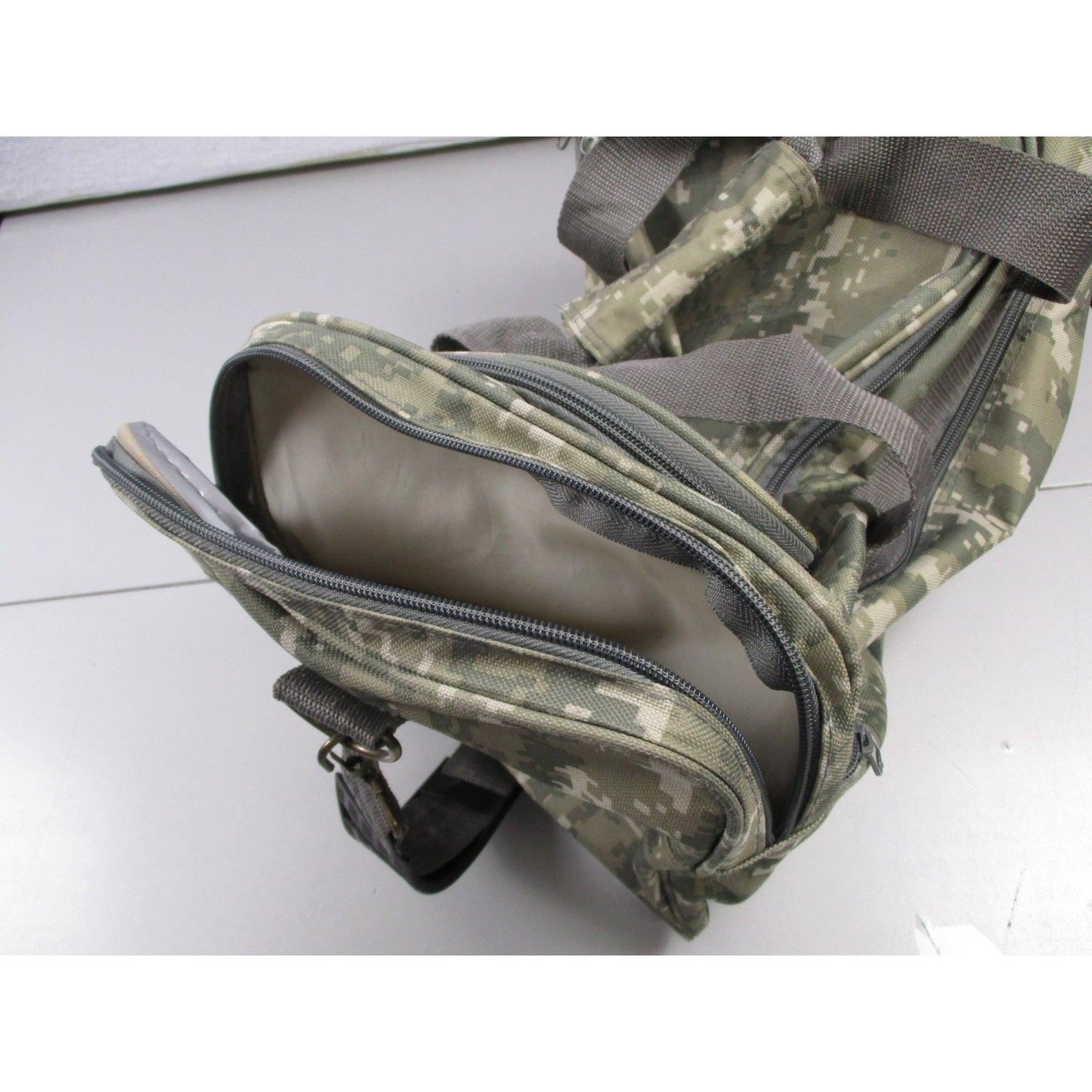 Nra Green Camouflage 20 Duffle Bag Polyester Travel Gym Gear Soft Case Mens